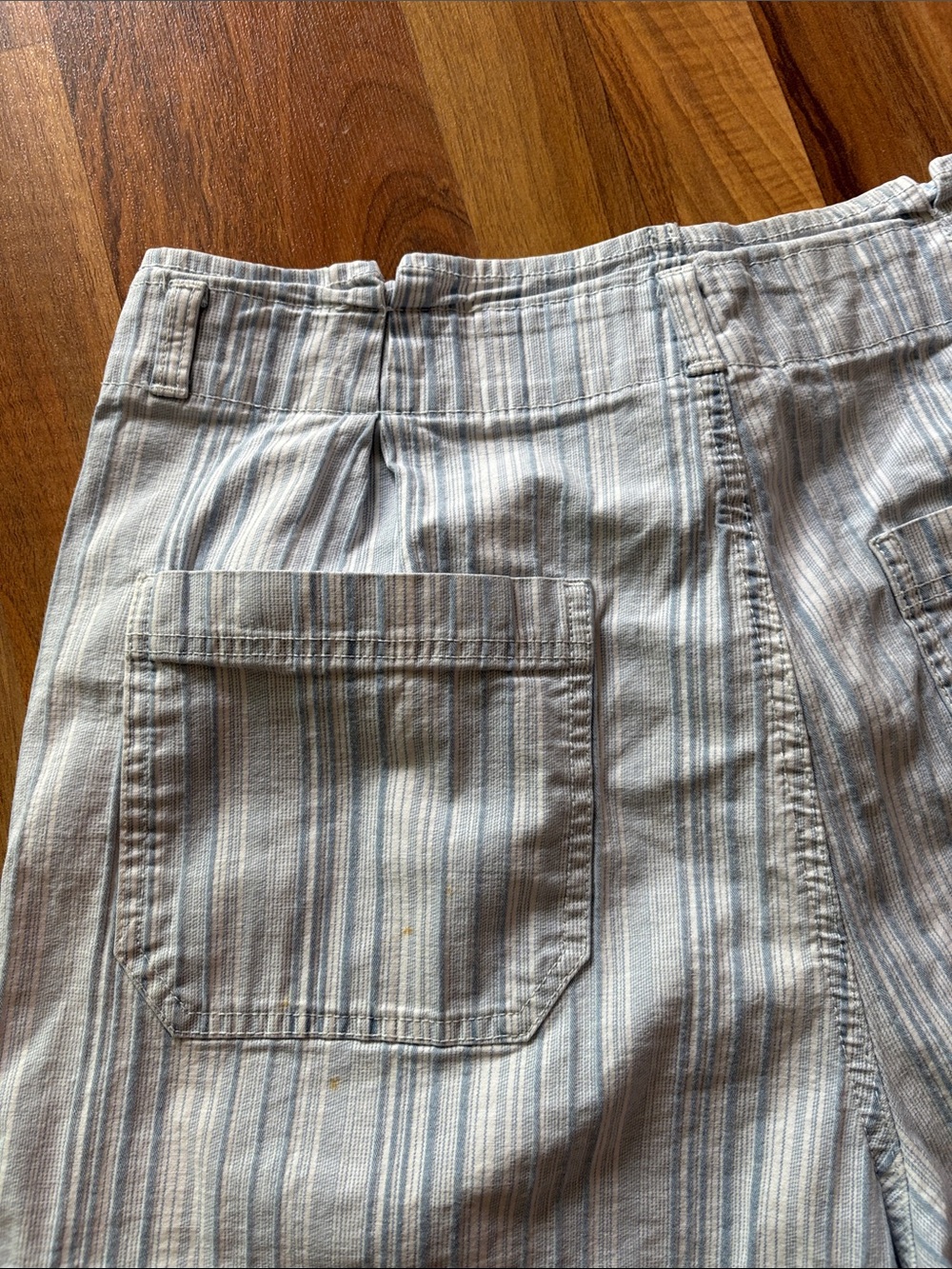 American Eagle Outfitters Light Blue & White Striped Women's Shorts Size 14 - Picture 7 of 11